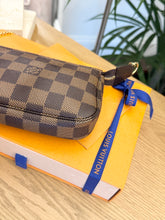 Load image into Gallery viewer, LOUIS VUITTON Damier Ebene Canvas Mini Pochette Accessoires

