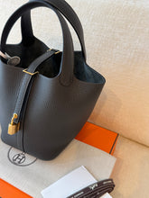Load image into Gallery viewer, ✨NEW✨2025 Hermes Picotin 18 Clémence / Dark Bronze / Gold Hardware
