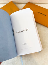 Load image into Gallery viewer, LOUIS VUITTON LV x TM Takashi Murakami Monogram Multicolore Jane Notebook MM
