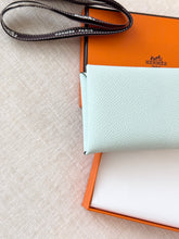 Load image into Gallery viewer, HERMES 2024 Calvi Card Holder in Vert Peppermint / Epsom
