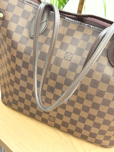 LOUIS VUITTON Neverfull MM Damier Ebene Canvas Tote Bag in Rose Ballerine