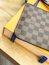 Load image into Gallery viewer, LOUIS VUITTON Neverfull MM Damier Ebene Pochette Wristlet Pouch in Cherry
