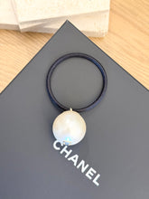 Load image into Gallery viewer, CHANEL Pearl CC Hair Tie in Black/White
