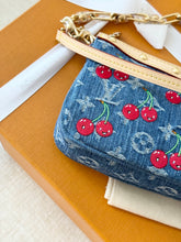Load image into Gallery viewer, 🍒 LOUIS VUITTON LV x TM Takashi Murakami Monogram Denim Pochette Accessoires

