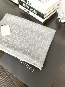 ▪️SOLD▪️GUCCI GG Jacquard Giant Plus Silk Wool Shawl - Grey