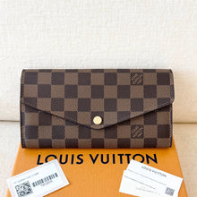Load image into Gallery viewer, LOUIS VUITTON Damier Ebene Sarah Wallet
