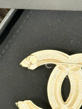 Load image into Gallery viewer, CHANEL Crystal CC Brooch - Gold
