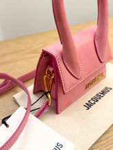 Load image into Gallery viewer, Jacquemus Le Chiquito&#39; Signature Mini Handbag in Pink
