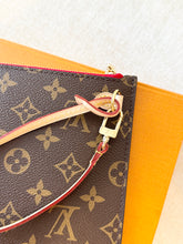 Load image into Gallery viewer, LOUIS VUITTON 2024 Neverfull MM Monogram Pochette Wristlet Pouch / Cherry
