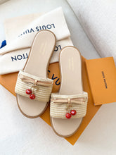 Load image into Gallery viewer, LOUIS VUITTON LV x TM Takashi Murakami Raffia Cherry Lily Flat Mule / EU38
