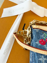 Load image into Gallery viewer, 🍒 LOUIS VUITTON LV x TM Takashi Murakami Monogram Denim Pochette Accessoires
