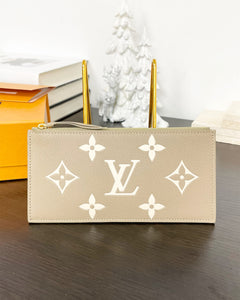 LOUIS VUITTON 2023 Monogram Félicie Empreinte Leather Coin Holder Insert - Khaki