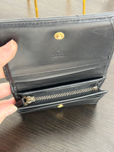 Load image into Gallery viewer, GUCCI GG Marmont Card Case Wallet in Black
