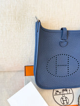 Load image into Gallery viewer, HERMES 2025 Evelyne TPM 16 Clemence Leather Amazone Bag / Bleu Tie / PHW
