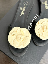 Load image into Gallery viewer, CHANEL Camellia Flower Leather Flat Sandals in Black/White - EU37.5
