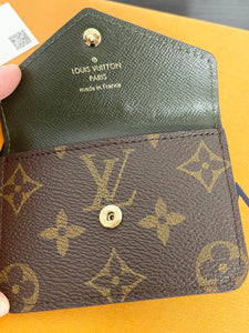 LOUIS VUITTON 2021 Monogram Card Holder in Khaki Green