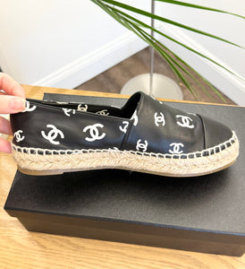 CHANEL 2023 Printed Crazy CC Logo Lambskin Espadrilles in Black/White - EU38