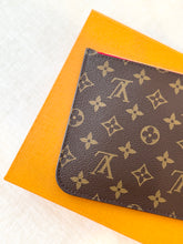 Load image into Gallery viewer, LOUIS VUITTON 2024 Neverfull MM Monogram Pochette Wristlet Pouch / Cherry
