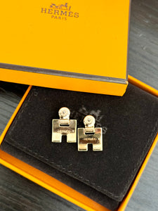 HERMES Rose Gold Lacquer Eileen Earrings in White