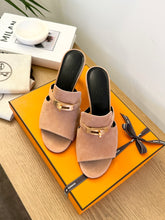 Load image into Gallery viewer, HERMES Suede Cute High Heel Sandals - (EU)37.5
