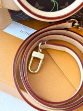 Load image into Gallery viewer, 🍒 LOUIS VUITTON LV x TM Takashi Murakami Monogram Cherry Speedy Bandoulière 20
