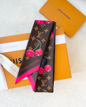 Load image into Gallery viewer, LOUIS VUITTON LV x TM Takashi Murakami Monogram Cerise Bandeau / Brown
