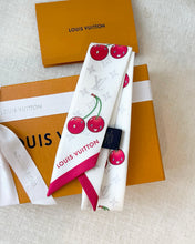 Load image into Gallery viewer, LOUIS VUITTON LV x TM Takashi Murakami Monogram Cerise Bandeau / White

