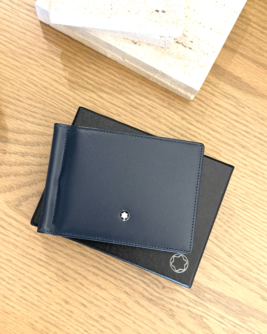 MONTBLANC Meisterstück Money Clip Wallet in Blue