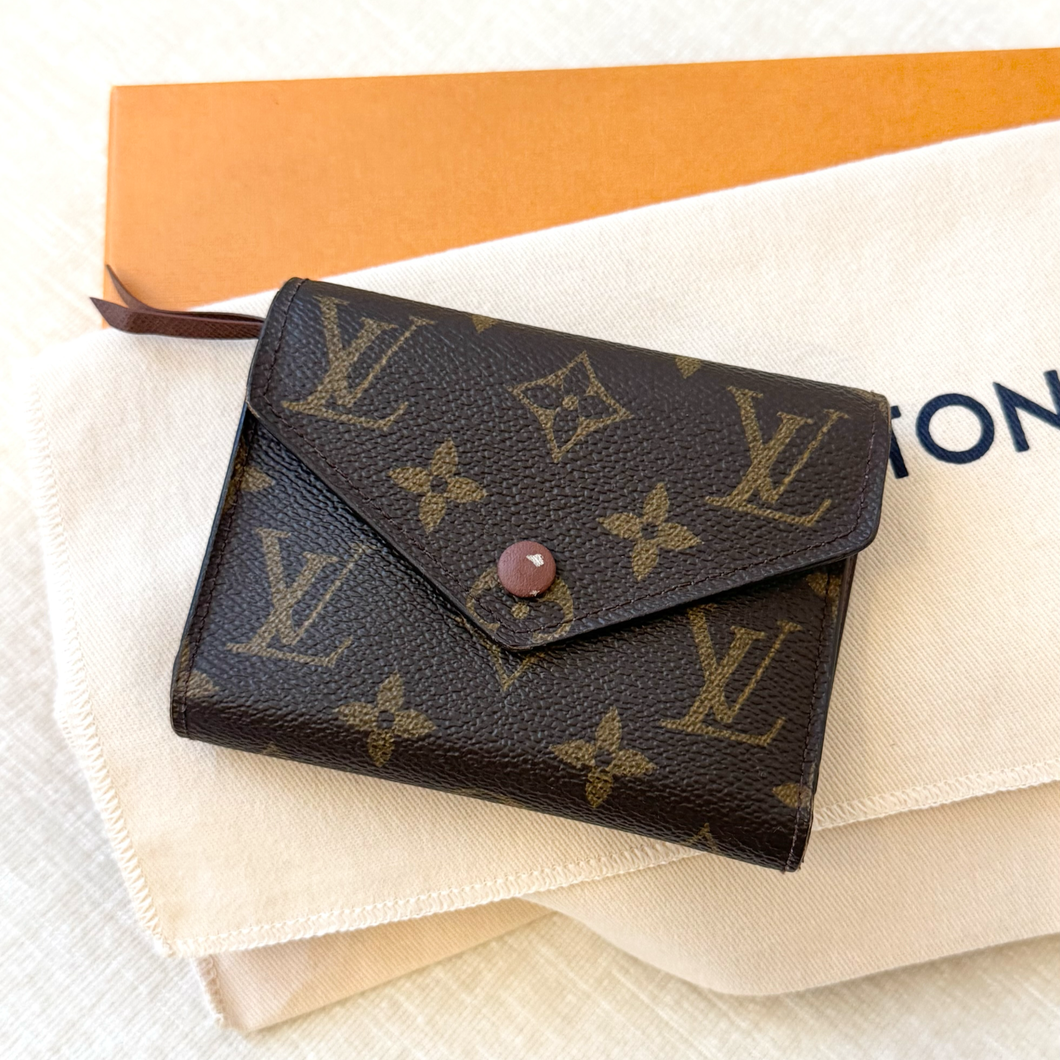 LOUIS VUITTON Monogram Canvas Victorine Compact Wallet