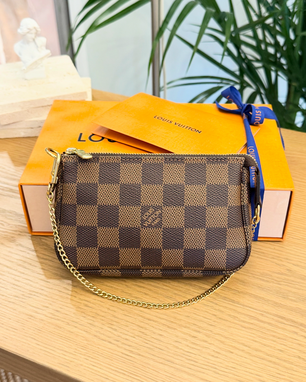 LOUIS VUITTON Damier Ebene Canvas Mini Pochette Accessoires