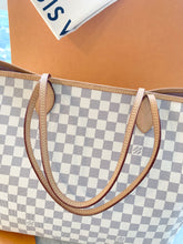 Load image into Gallery viewer, Louis Vuitton 2021 Neverfull GM Damier Azur Tote In Rose Ballerine
