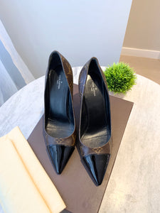 LOUIS VUITTON Patent Leather Monogram Fetish Pumps EU39