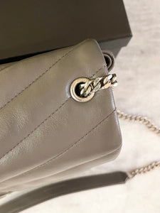 SAINT LAURENT Small Loulou Chain Shoulder Bag In Gray