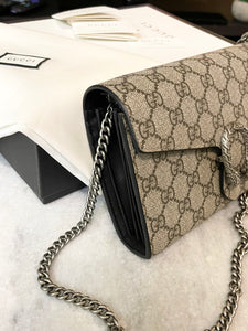 [SOLD] GUCCI Dionysus GG Supreme Wallet-on-a-Chain in Beige/Black