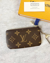 Load image into Gallery viewer, Louis Vuitton Monogram Cles Chain Key Pouch
