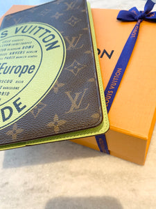 LOUIS VUITTON Monogram Villes D'europe City Guide Notebook Cover