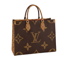 Load image into Gallery viewer, LOUIS VUITTON 2021 OnTheGo MM Monogram Reverse Tote Bag
