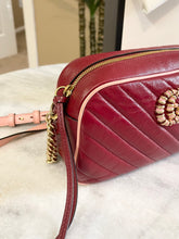 Load image into Gallery viewer, GUCCI Matelasse Diagonal Small Enamel GG Marmont Chain Crossbody Bag in Red
