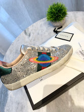 Load image into Gallery viewer, GUCCI New Ace Low Top Sneaker In White / Silver EU36
