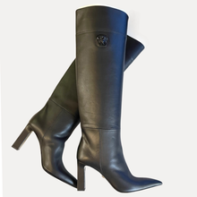 Load image into Gallery viewer, VERSACE La Medusa Leather Boots (EU38)
