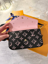 Load image into Gallery viewer, LOUIS VUITTON 2022 Felicie Strap &amp; Go Crossbody Bag In Black
