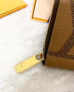 LOUIS VUITTON Giant Monogram Reverse Canvas Zippy Wallet