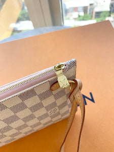 Louis Vuitton 2021 Neverfull GM Damier Azur Pochette Wristlet Pouch In Rose Ballerine