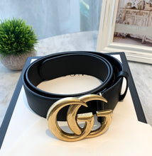 Load image into Gallery viewer, GUCCI Double G Buckle Wide Leather Belt In Black 80/32
