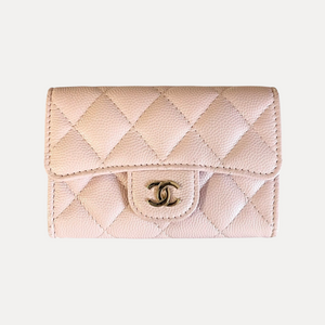 CHANEL 2021 Caviar Quilted Flap Card Holder In Light Pink