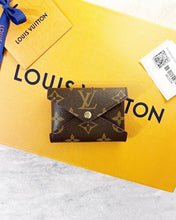 Load image into Gallery viewer, LOUIS VUITTON Monogram Small Kirigami Pochette
