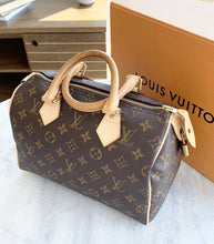 Load image into Gallery viewer, [SOLD] Louis Vuitton Speedy 25 Monogram Satchel Bag
