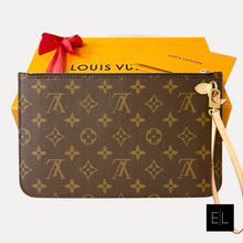 Load image into Gallery viewer, LOUIS VUITTON 2022 Neverfull GM Monogram Wristlet Pouch In Beige
