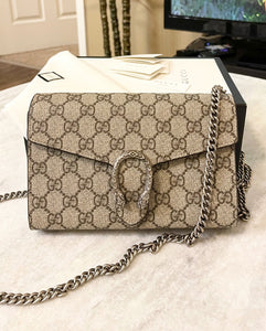 [SOLD] GUCCI Dionysus GG Supreme Wallet-on-a-Chain in Beige/Black