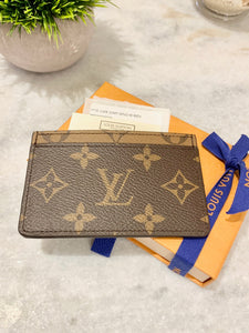 LOUIS VUITTON 2021 Monogram Reverse Canvas Card Holder